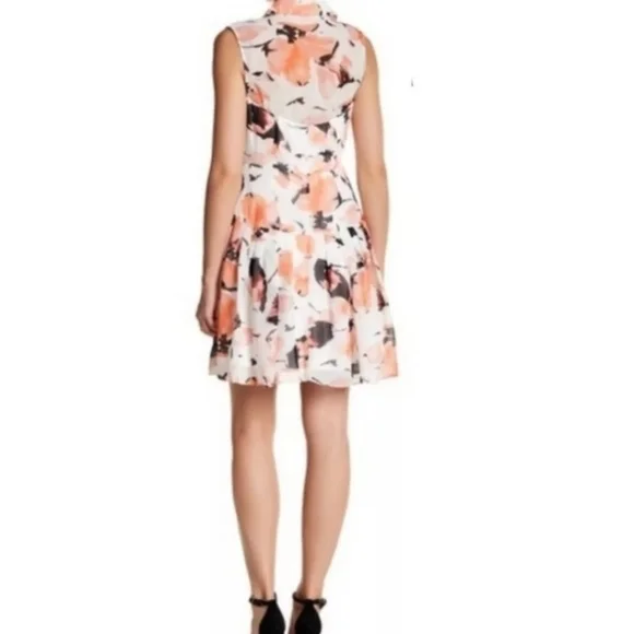 New BETSEY JOHNSON Floral shirt Dress Chiffon Size 2 - Picture 2 of 7